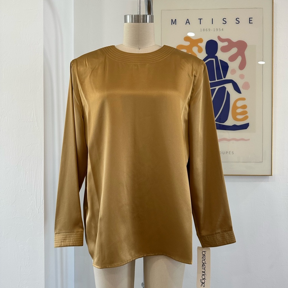 Vintage Gold Button-Back Blouse